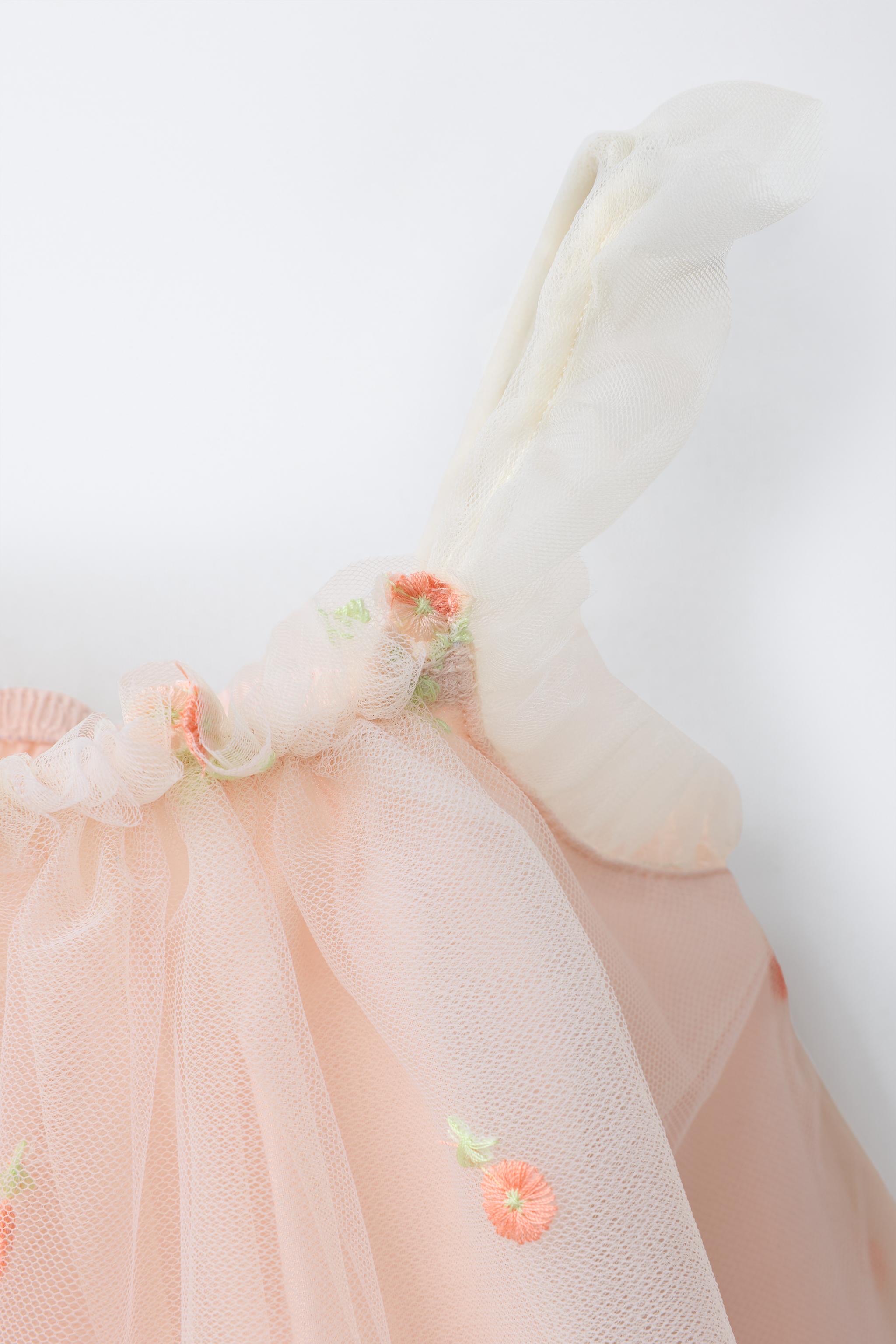 FLORAL TULLE DRESS - Oyster-white | ZARA United States FLORAL TULLE DRESS - Oyster-white | ZARA United States